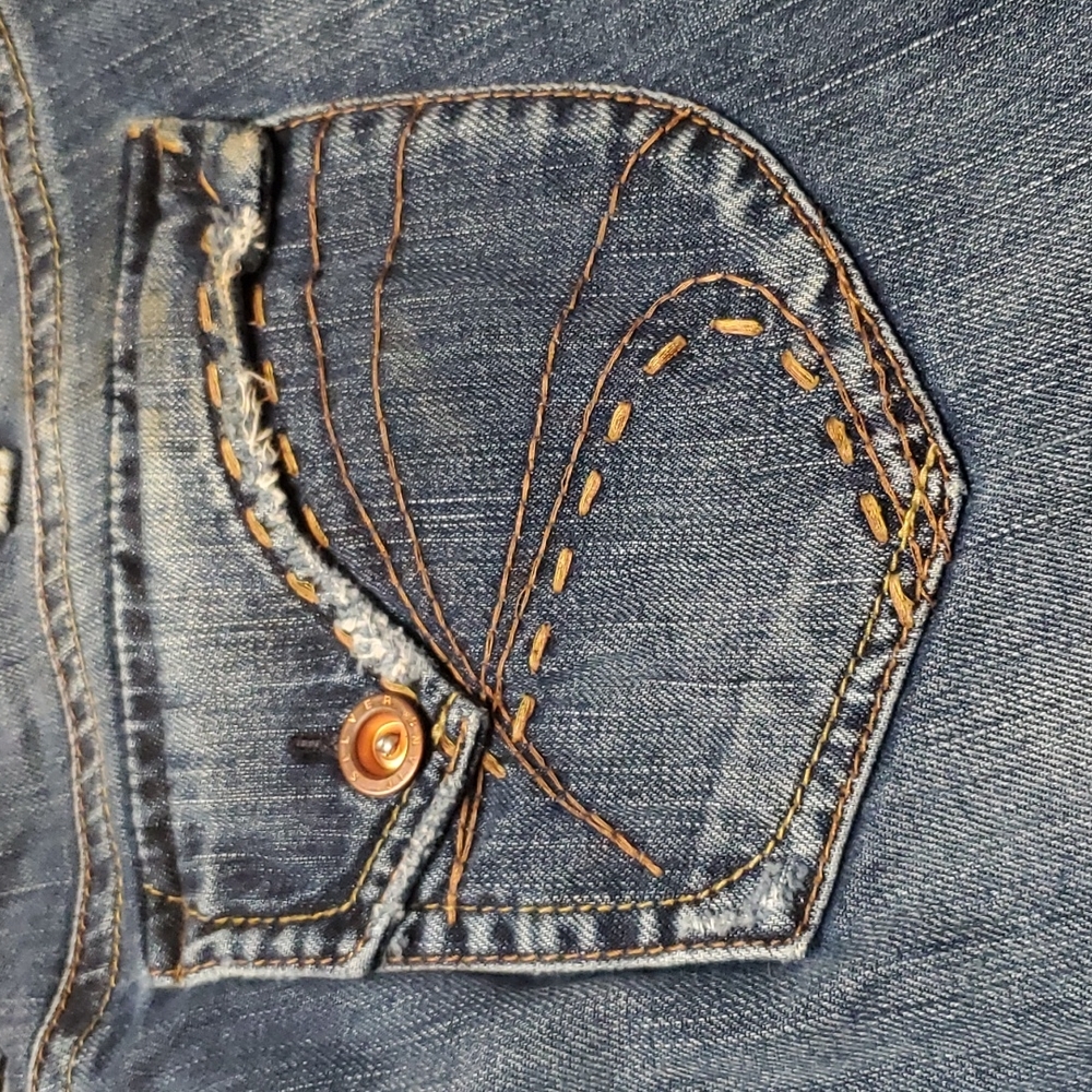 Silver Jeans - Picture 4 of 10